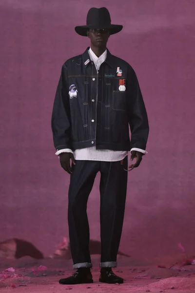 Look 10